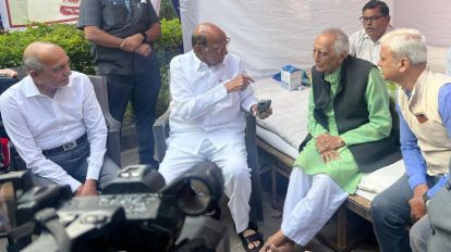 Maharashtra: As Baba Adhav rails against EVMs, Pawar calls upon ...