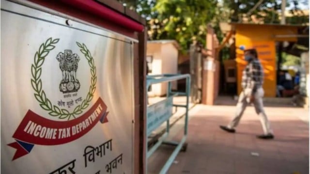 The Department, it is learnt, volition  besides  statesman  an e-campaign successful  the adjacent  fewer  days to facilitate filing of details of overseas   assets and income by taxpayers, a authorities  authoritative  said.