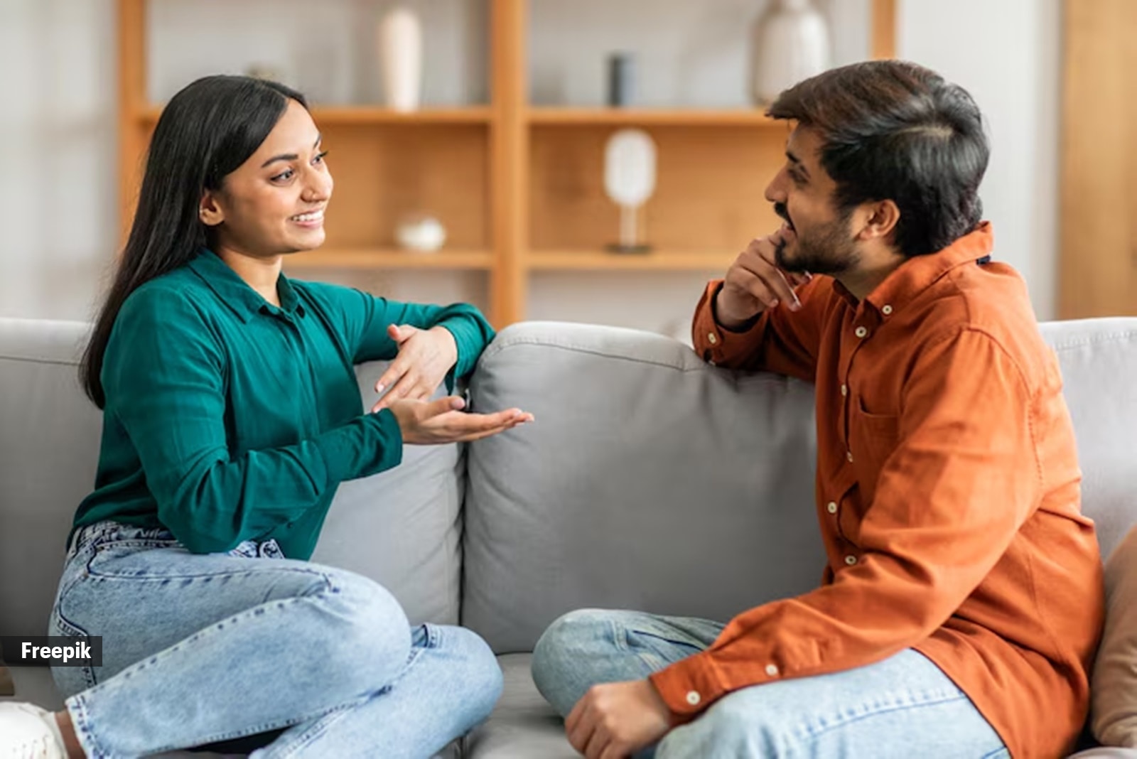 Individuals can recognise when they might be unintentionally crossing into "lecturing" or "mansplaining" by paying attention to a few key signs in their interactions.