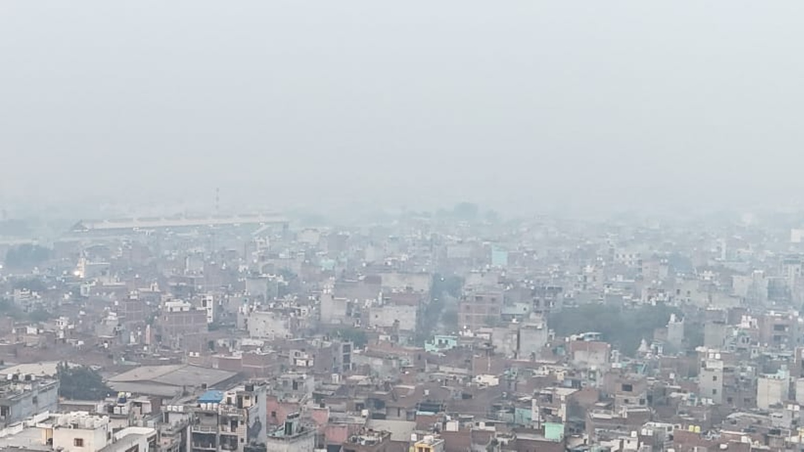 Delhi News Live Updates: Smog shrouds Capital after Diwali celebrations, RK Puram records worst air quality | Delhi News - The Indian Express