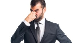 Discover what smelly and non-smelly farts reveal about your gut health