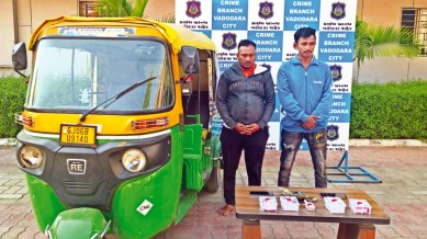 Vadodara flood compensation, Vadodara floods, Vadodara City Detection of Crime Branch, Vadodara police, Ahmedabad news, Gujarat news, India news, Indian express, current affairs