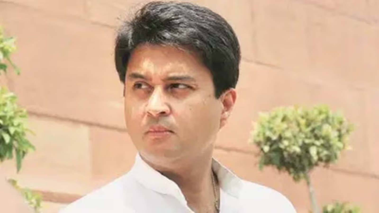 Contributions of tribal leaders to freedom movement ignored during Cong regime: Jyotiraditya Scindia