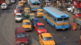 Ensure drivers follow traffic norms: Minister to bus owners