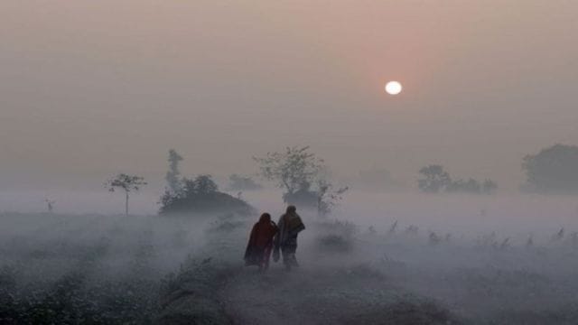 Kolkata volition  acquisition   wide   skies with occasional airy  greeting  fog.