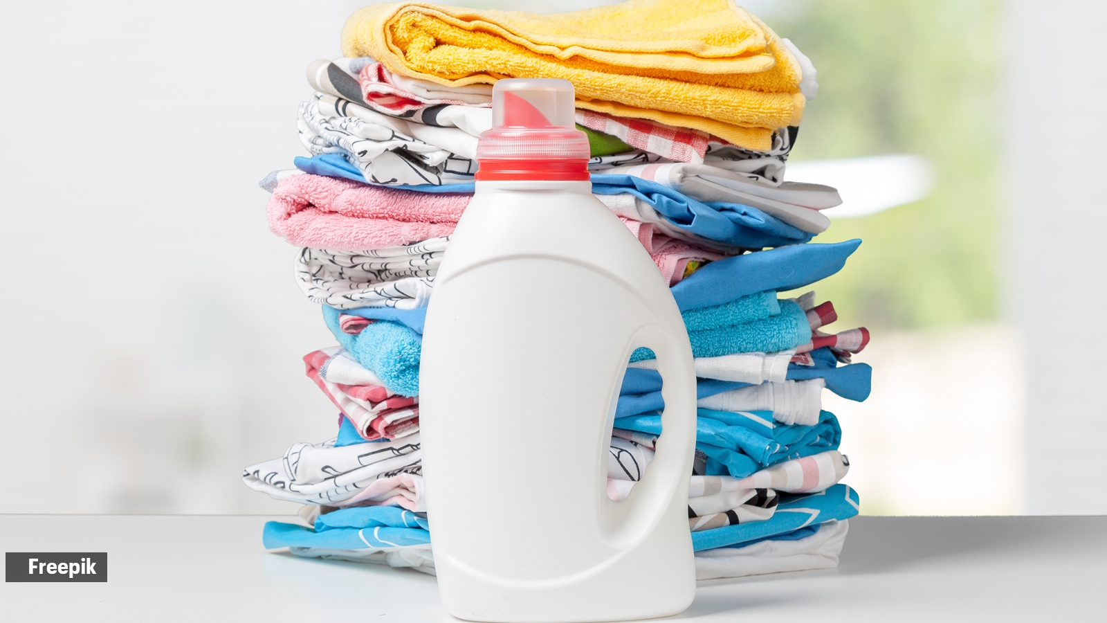 The (main) difference between liquid and powder laundry detergent is&#8230;