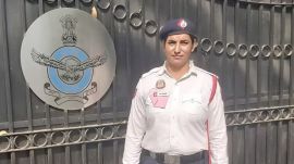 Head Constable Satish Kumari. (X/@DelhiPolice)
