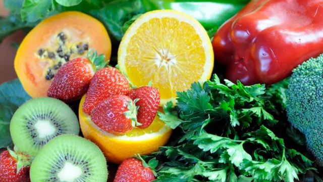 While wearing masks and using air purifiers are essential, your diet also plays a critical role in combating the harmful effects of pollutants.