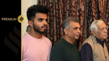 Vas Dev Virmani with son Sanjay and grandson Gitesh