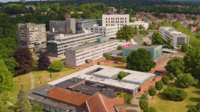 The University of Southampton has become the first international university to be granted a licence by the Indian government to establish a comprehensive campus in the country