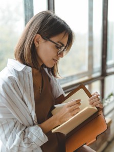 A beginner’s guide to effective journaling