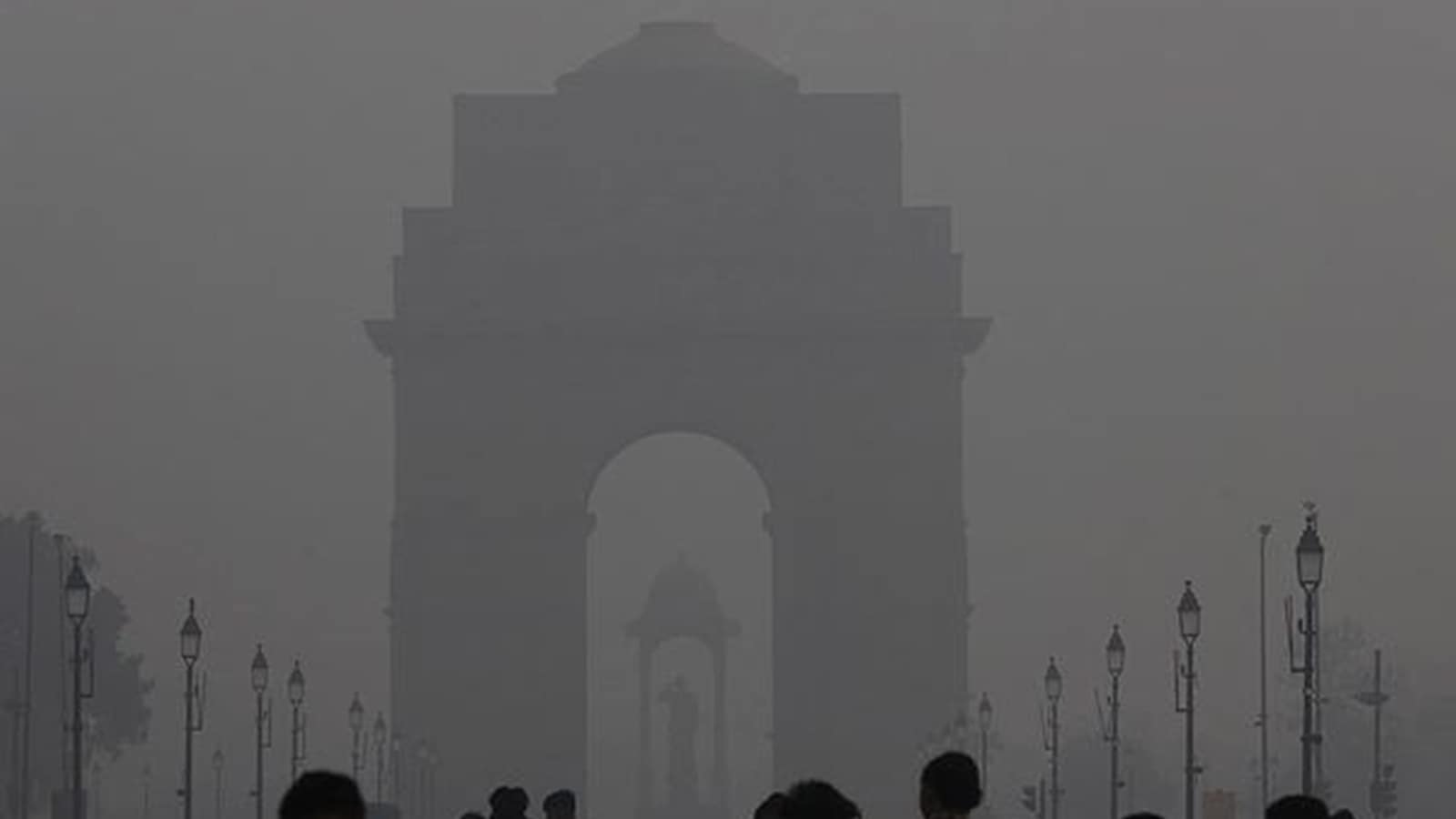 Delhi's Air Quality Deteriorates: Low Winds and Cold Wave to Blame