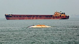 navy boat crash, Ferry, Mumbai boat capsize, Mumbai ferry capsized, Mumbai ferry capsize, Mumbai coast, Elephanta Island, Navy speedboat, Mumbai news, Maharashtra news, Indian express, current affairs