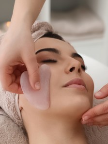 Natural facelift: How Gua Sha and lifestyle choices can enhance your skin