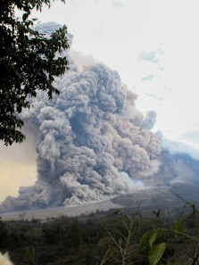 Volcanic smog: Understanding its health impact