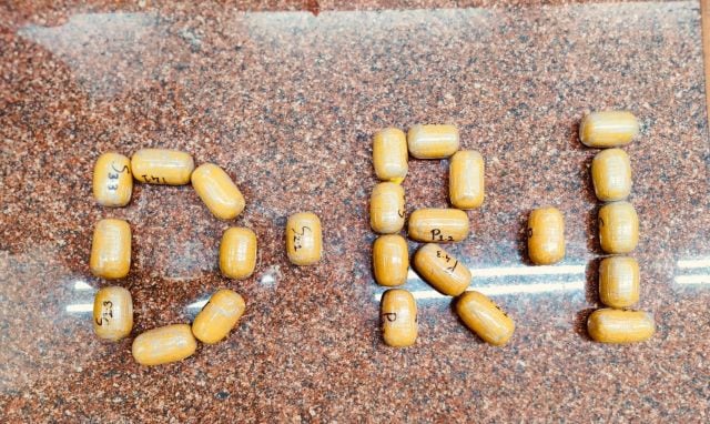 gold, dri, mumbai airport, smuggling
