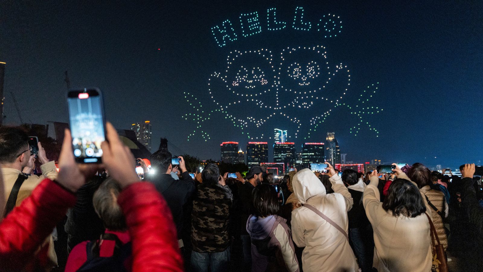 Hundreds gathered in Hong Kong for the city’s first pyrotechnics drone show | News Today News Hundreds gathered in Hong Kong for the city’s first pyrotechnics drone show | News Today News