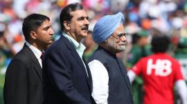 manmohan singh yousuf raza gilani world cup semi final 2011