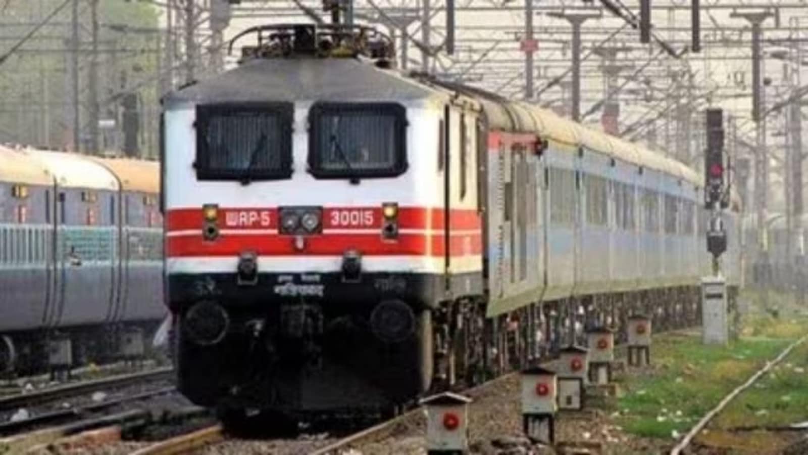 RRB JE CBT 2 exam date out: Junior Engineer exam on April 22, check admit card release date