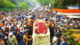 Manmohan Singh Passed away, former pm manmohan singh dies, Manmohan Singh death, Former Prime Minister Manmohan Singh, Manmohan Singh obituary, Manmohan Singh passes away, Indian Prime Minister death, Manmohan Singh passing, India's 13th Prime Minister dies, Manmohan Singh dies age 92, Manmohan Singh leadership, Manmohan Singh dead, manmohan singh passed away, Manmohan Singh death news, Former PM Manmohan Singh dies, Dr Manmohan Singh dead, Manmohan Singh obituary, Manmohan Singh death cause, Manmohan Singh AIIMS death, Manmohan Singh dies at 92, Manmohan Singh death details, Manmohan Singh funeral updates, news, indian express, former prime minister, former indian prime minister,