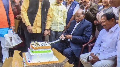 Birthday ‘surprise’ for Sharad Pawar as Ajit visits his Delhi home