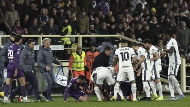 Eduardo Bove collapsed on the pitch, forcing the Inter Milan-Fiorentina Serie A tie to be suspended on Sunday. (AP)