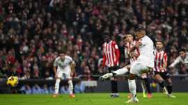 Mbappe misses penalty against Athletico Bilbao (AP)