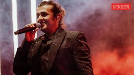 After a performance in Rajasthan recently, Sonu Nigam took to social media to urge politicians to avoid leaving events midway in the future.