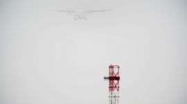 UK airport flights delay fog