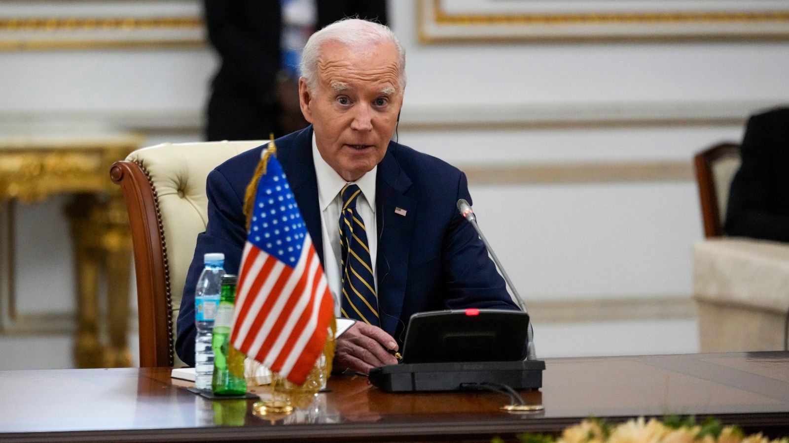Biden avoids questions on pardon of son Hunter during Angola visit | World News