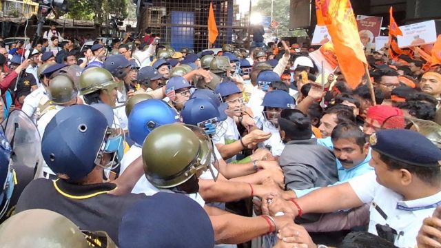 krishna das, protests