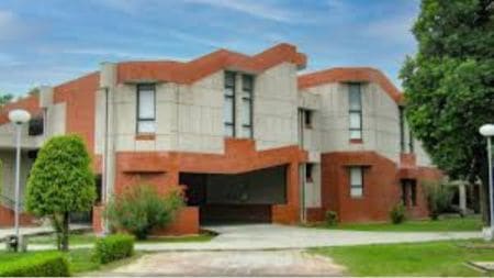 IIT Kanpur hires for various administrative level positions