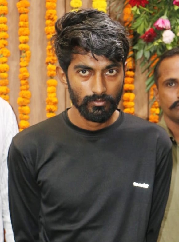 Before a whistle-blower’s arrest as accomplice, a tip-off that led Gujarat police to a serial killer 