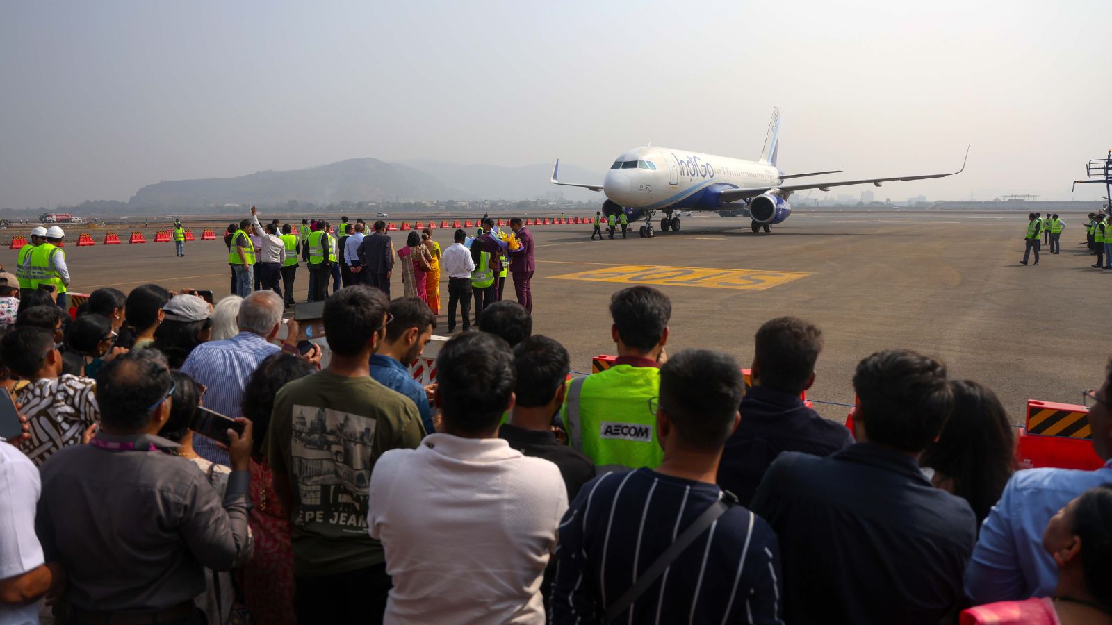 First commercial flight lands, Navi Mumbai airport likely to be ...