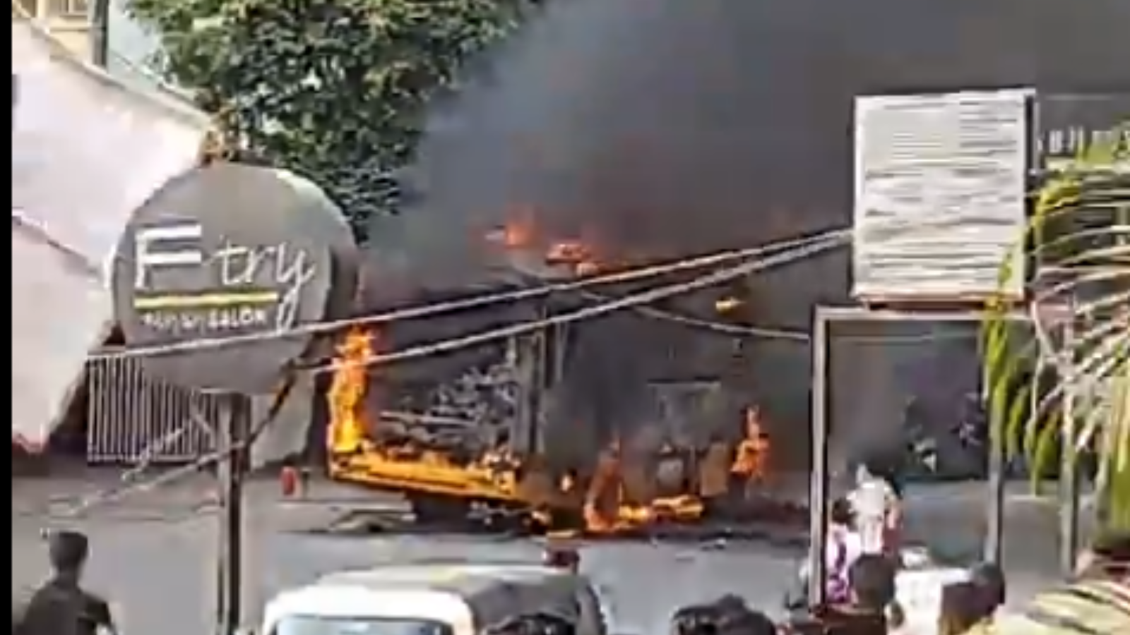 No discrepancies in school bus ferrying 15 children that caught fire ...