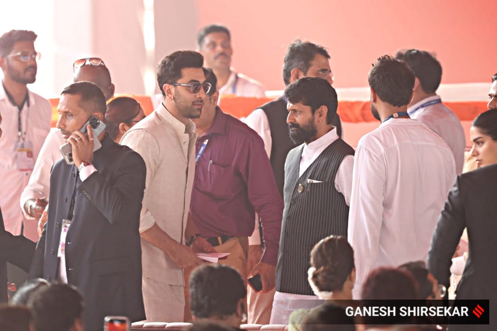 Rabir kapoor, devendra fadnavis oath taking ceremony, maharashtra, indian express