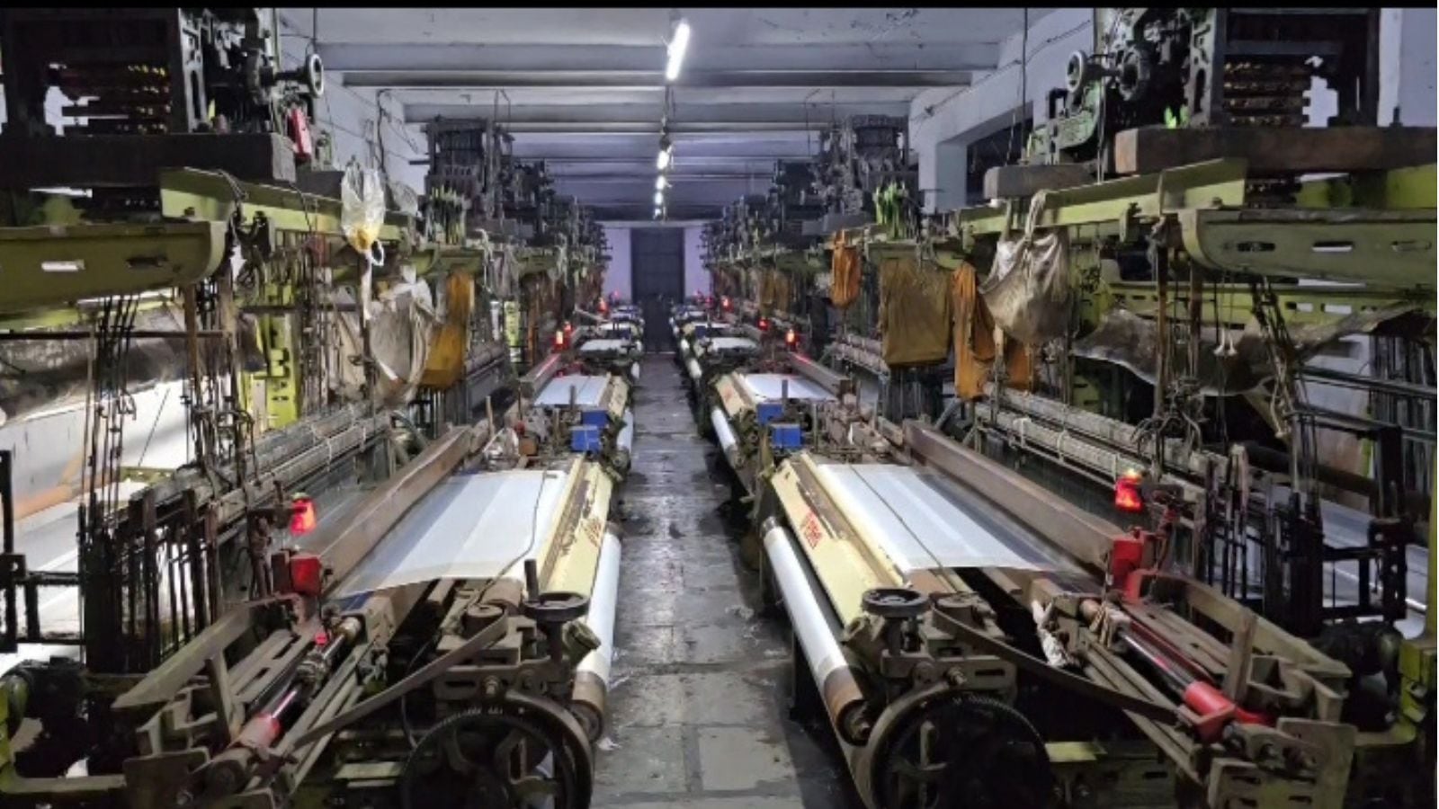 Thousands of textile units in Surat hit as labourers call strike to seek wage hike | Ahmedabad News Thousands of textile units in Surat hit as labourers call strike to seek wage hike | Ahmedabad News
