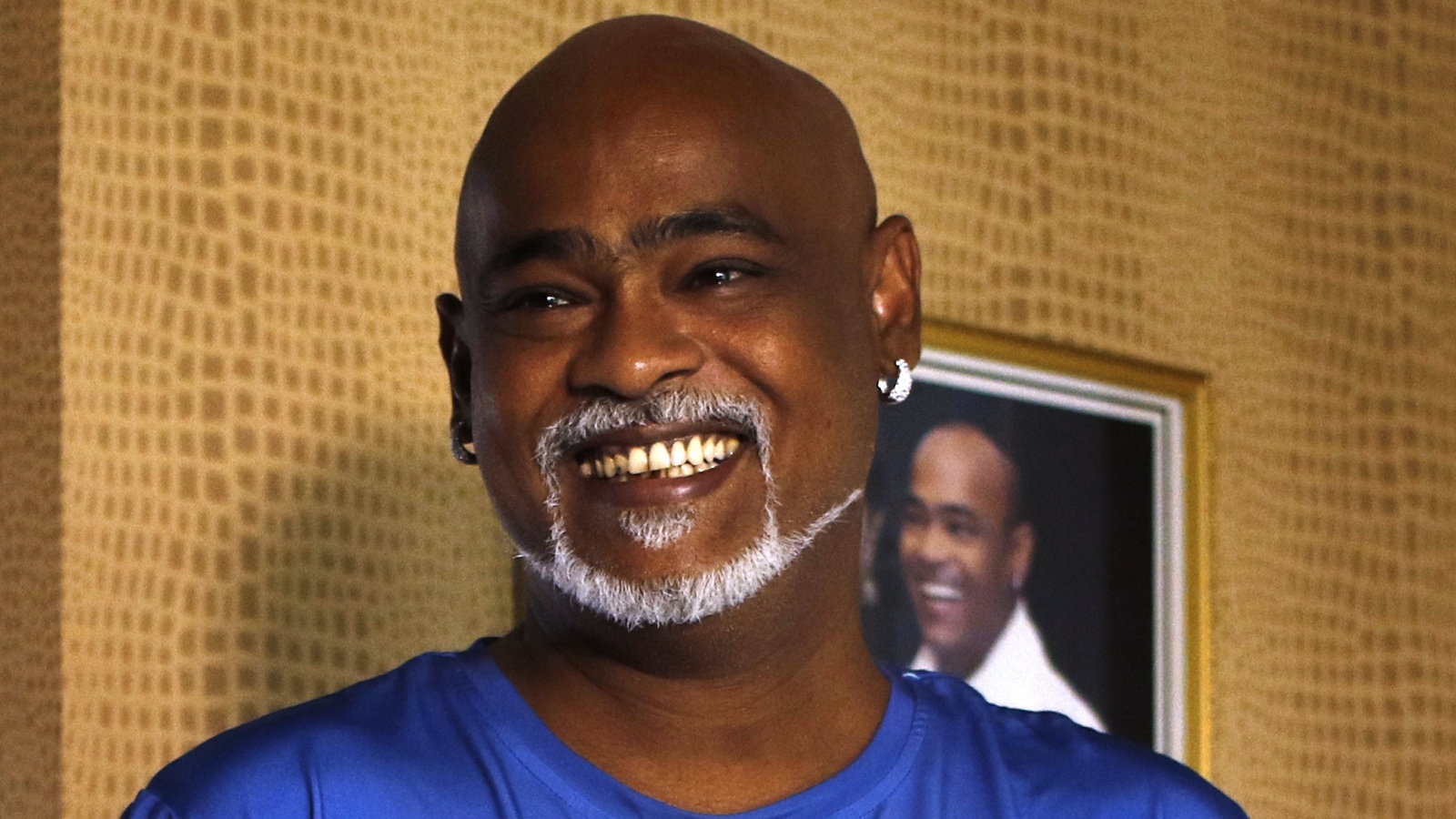 Former cricketer Kambli in ICU with chest pain.