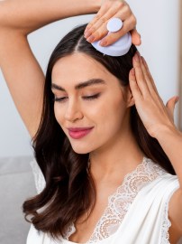 Exfoliating your scalp: Essential tips for healthy, luscious hair