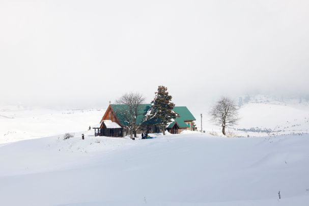 kashmir snow