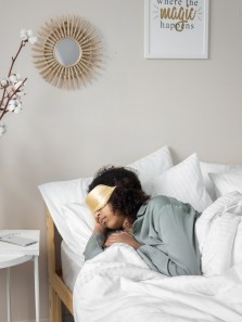 Benefits and risks of sleeping with your head elevated