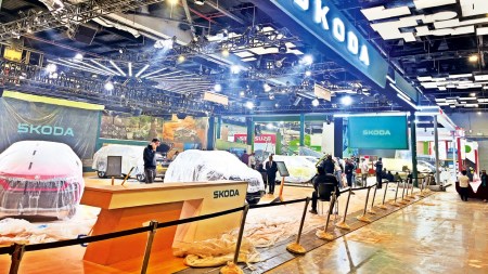 Bharat Mobility Global/Auto Expo 2025: This flagship event will showcase cutting-edge developments in mobility, featuring electric vehicles (EVs), innovative concept cars, and production-ready models from leading automakers.