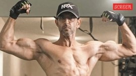 Hrithik Roshan 1600