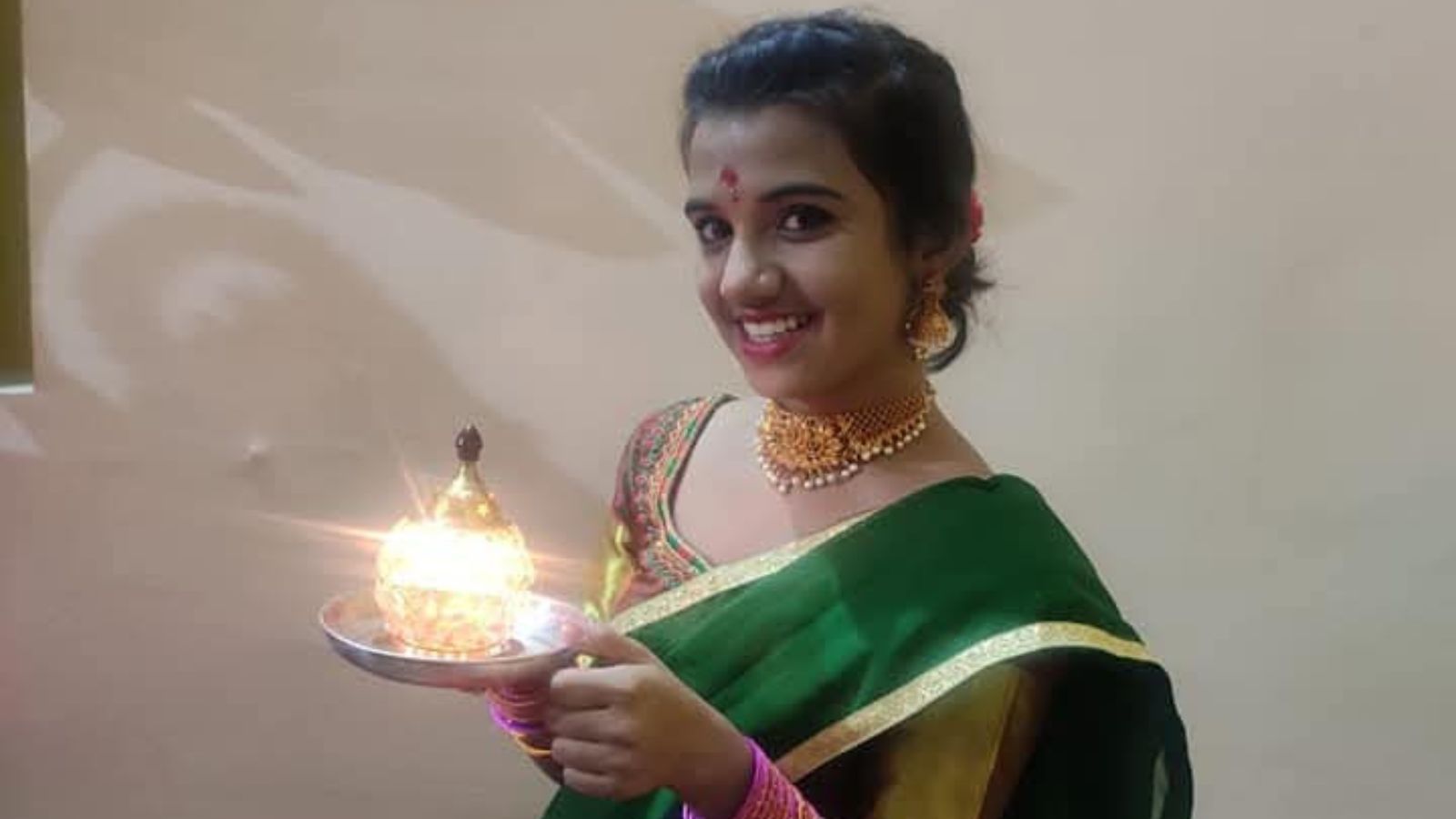 15-year-old girl dies after wooden pole at construction site falls on her in Bengaluru