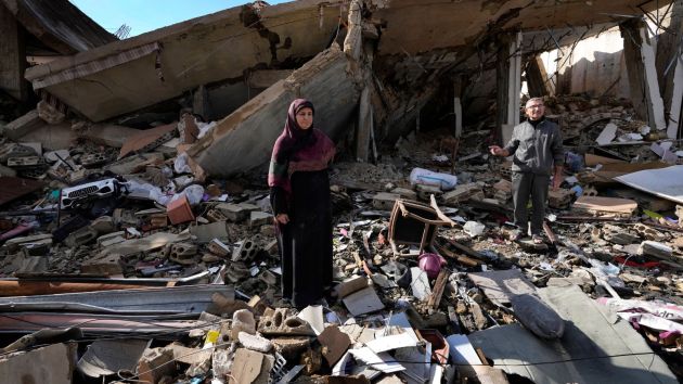 The ceasefire will allow humanitarian aid to enter Gaza, where hundreds of thousands of Palestinians are struggling to survive. (Photo: AP)