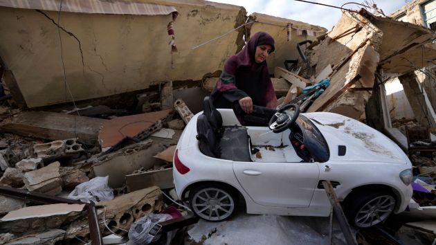 The ceasefire, set to commence on Sunday, will last for 42 days, with Hamas releasing 33 hostages in exchange for Palestinian prisoners. (Photo: AP)