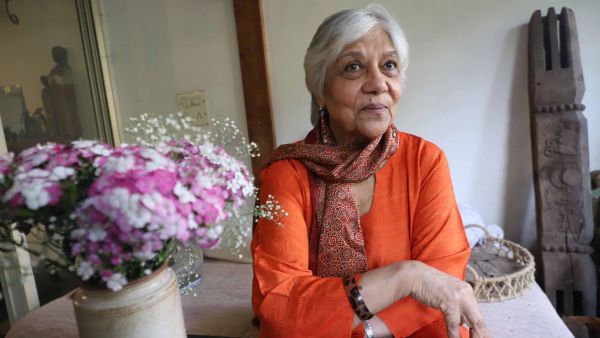 Film director and architect Jayoo Patwardhan, who battled cancer, at her home in Bhandarkar road, Pune.