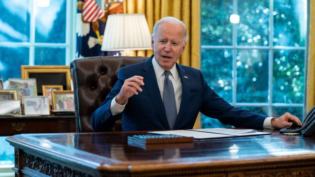 Joe Biden got Oval Office letter from Trump, may leave one in desk ...