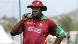 Clive Lloyd cricket Test two tier