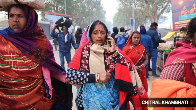 Devotees look for their loved ones in Prayagraj after the stampede-like situation during the Maha Kumbh Mela.